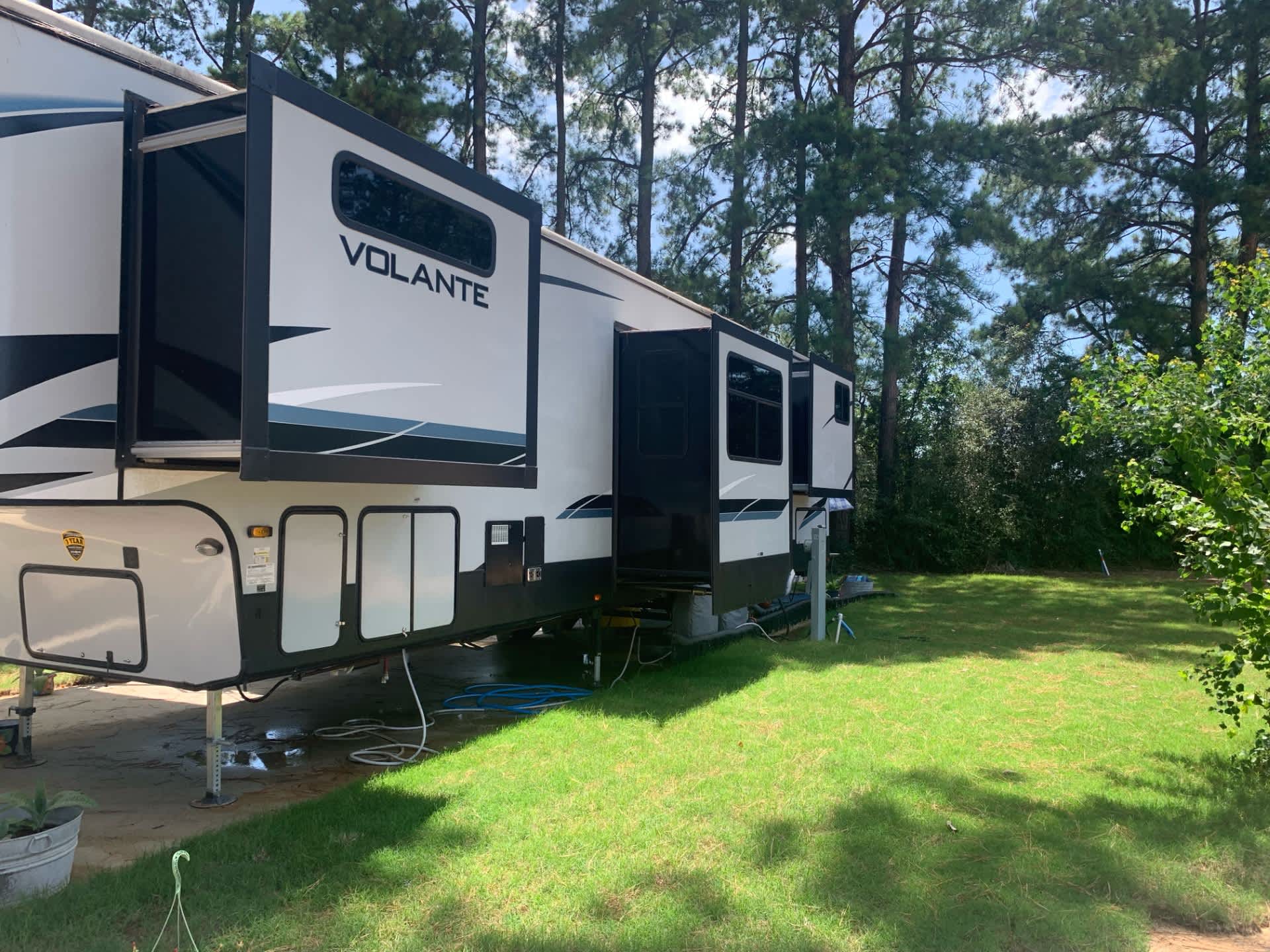 Hidden Lake RV Resort