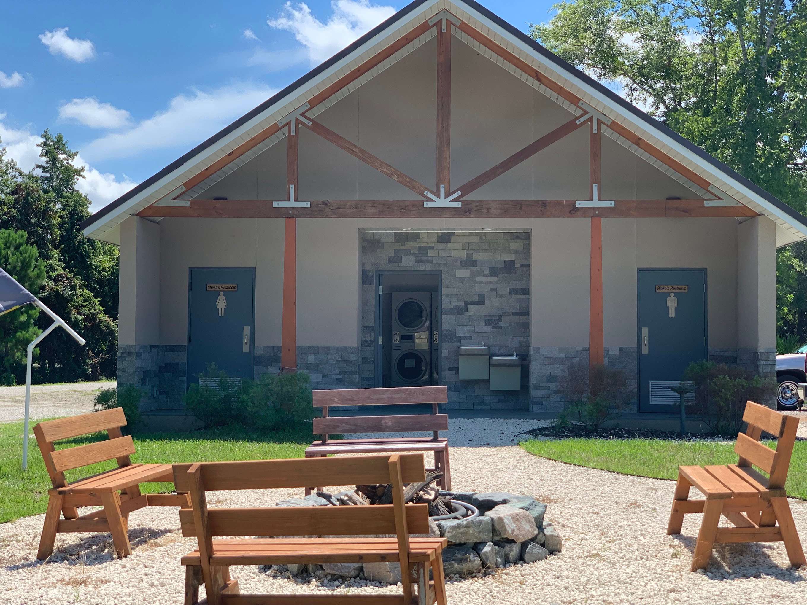 Walkabout Camp and RV Park
