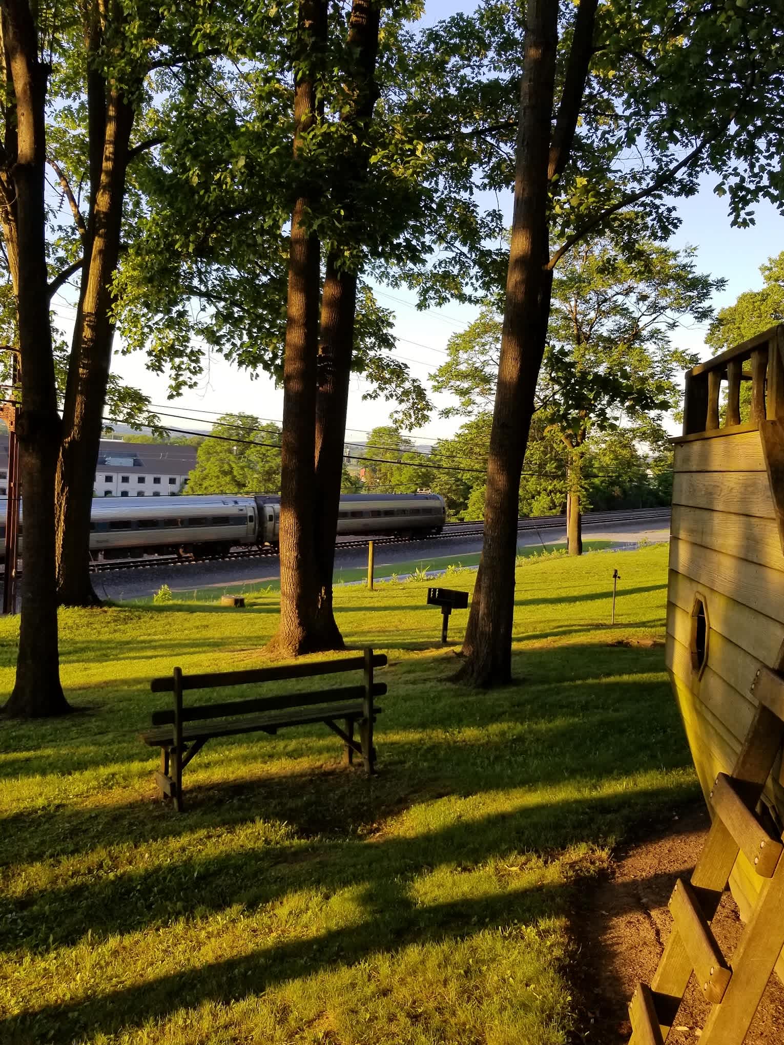 The Loose Caboose Campground