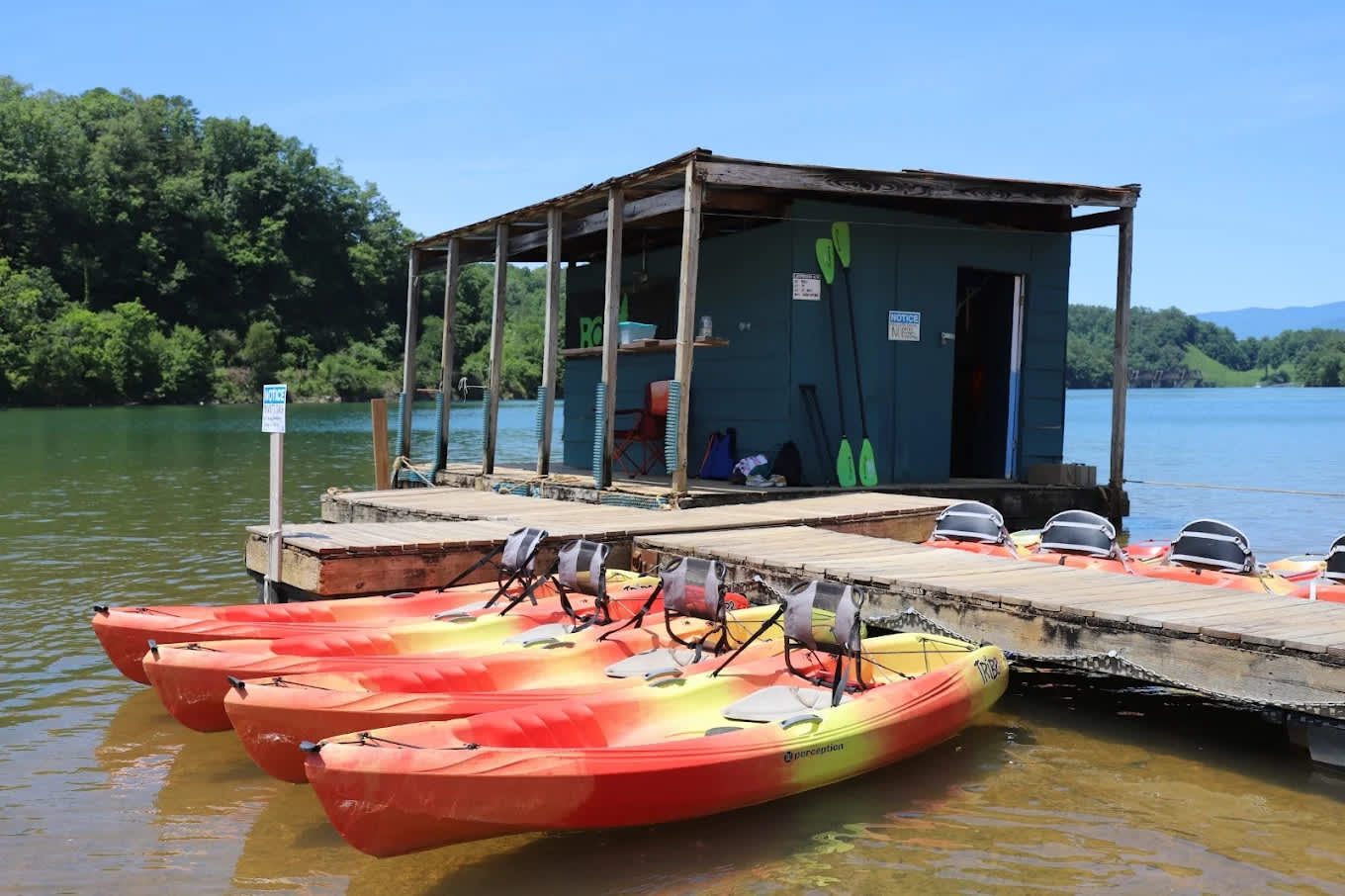 Almond Boat and RV Park