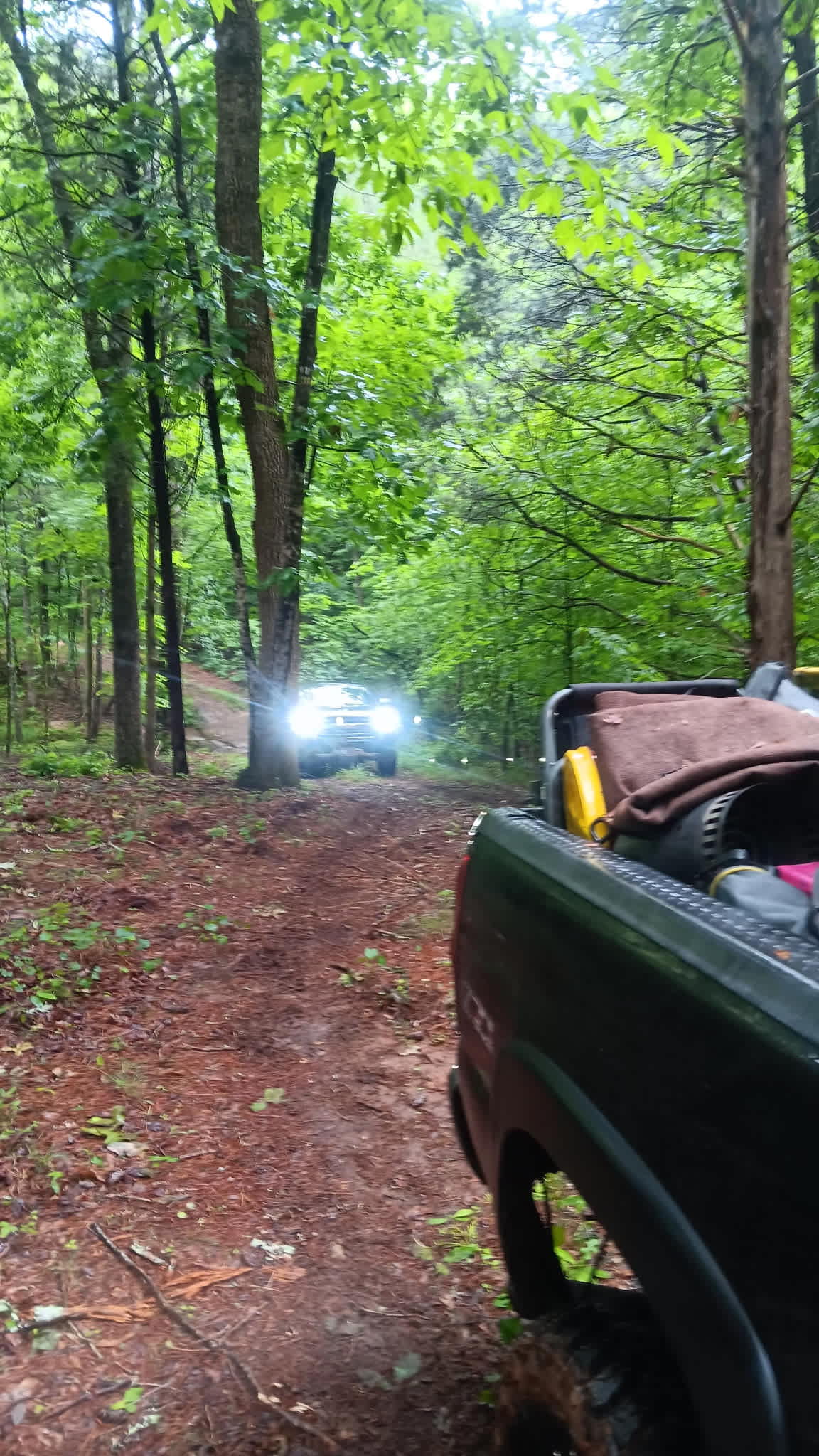 Nuakh Creekside Camping