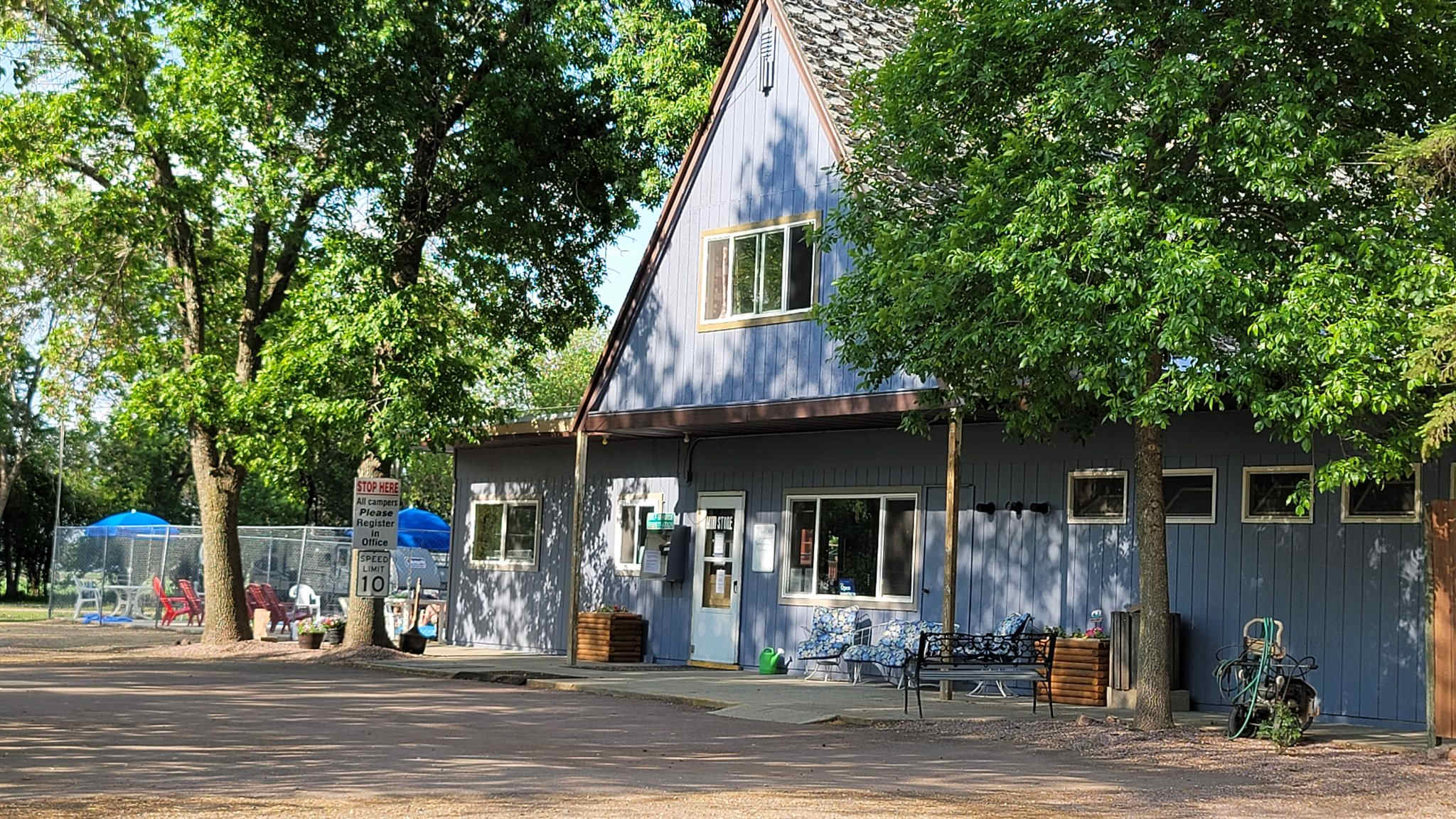 Pipestone Family Campground