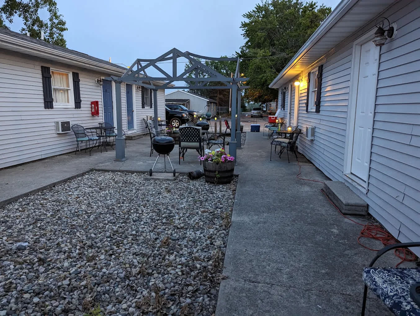 White Caps Motel and RV Park