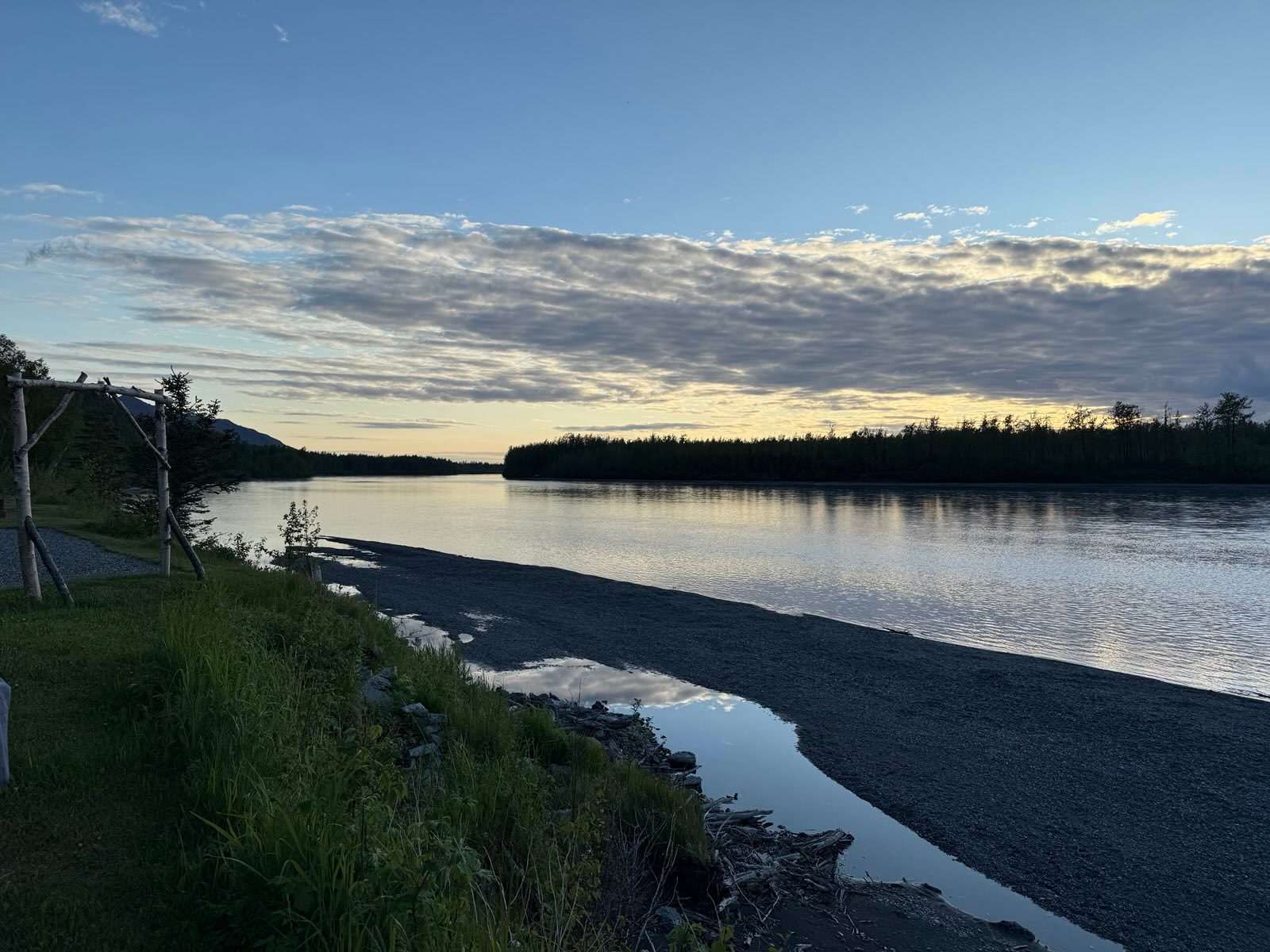 Lulu's Glamping on the Knik River