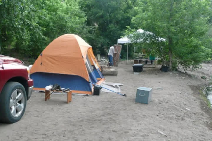 Along the River RV Park, Campground and Cabins