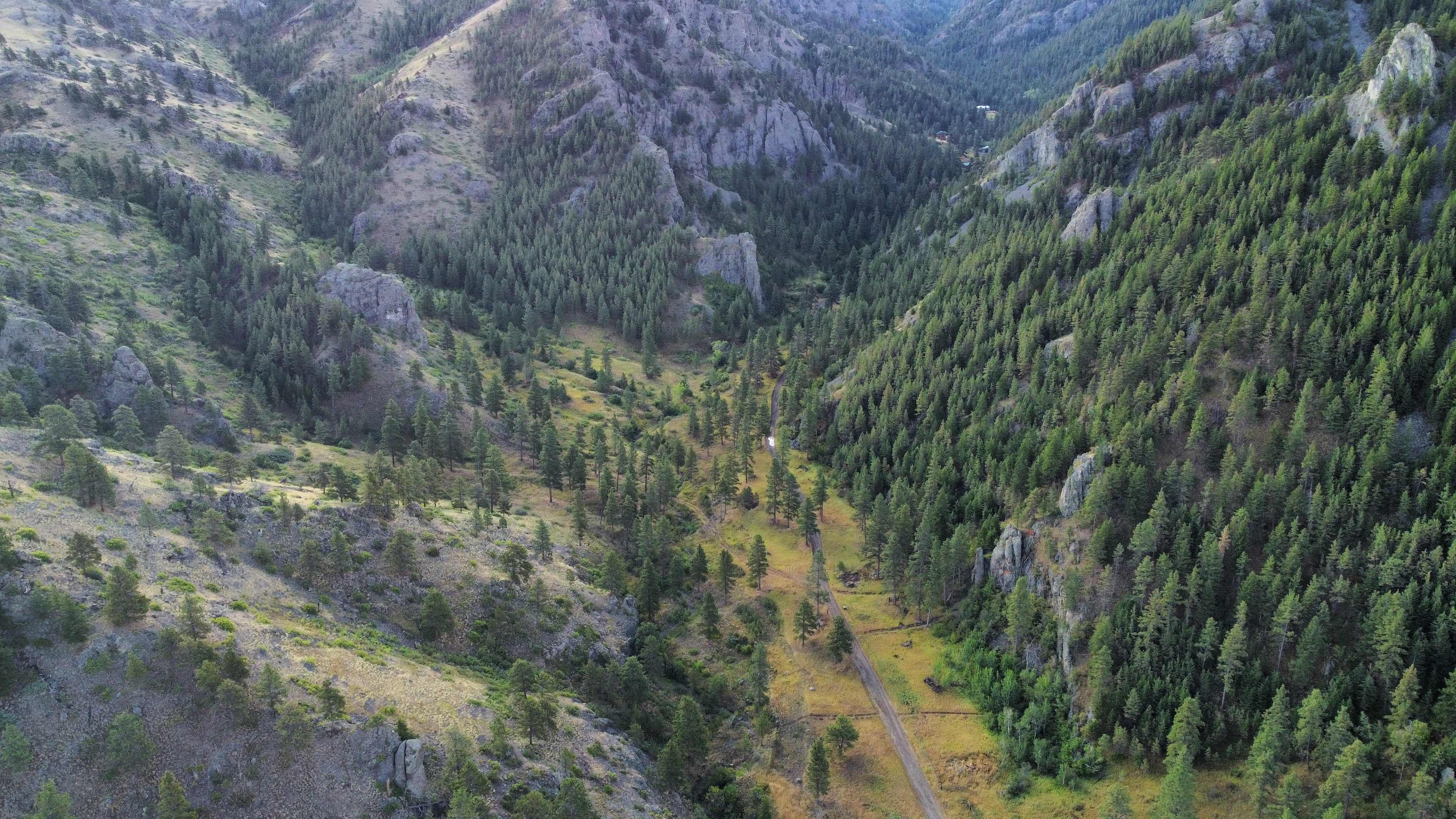 A Canyon Stay with Mini A-frame