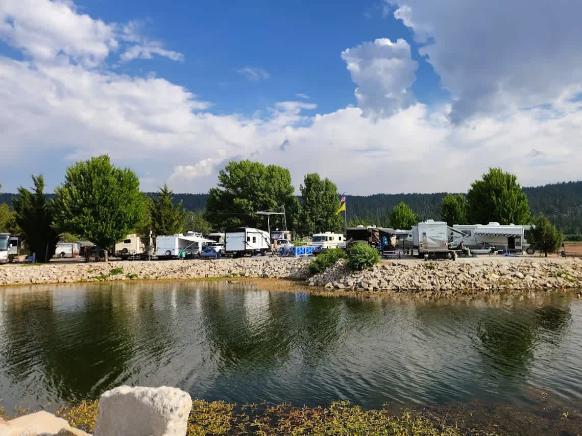 Holloways Marina and RV Park