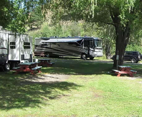 Kozy Kabins And RV Park