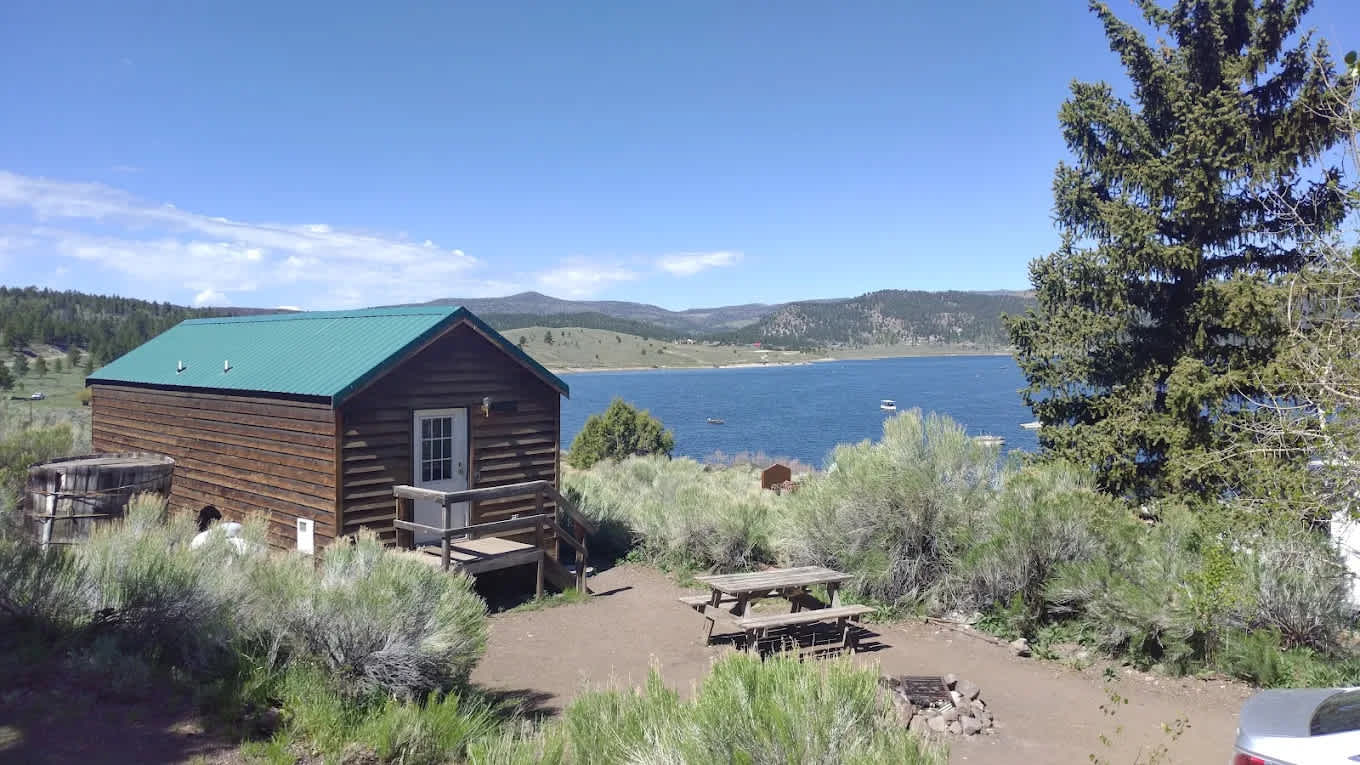Bear Paw Fishing Resort and RV Park