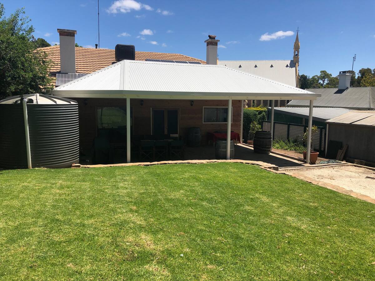 Poppy’s Place
