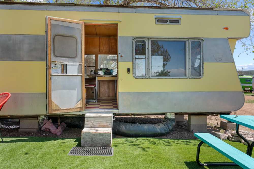 Starlite Vintage Resort