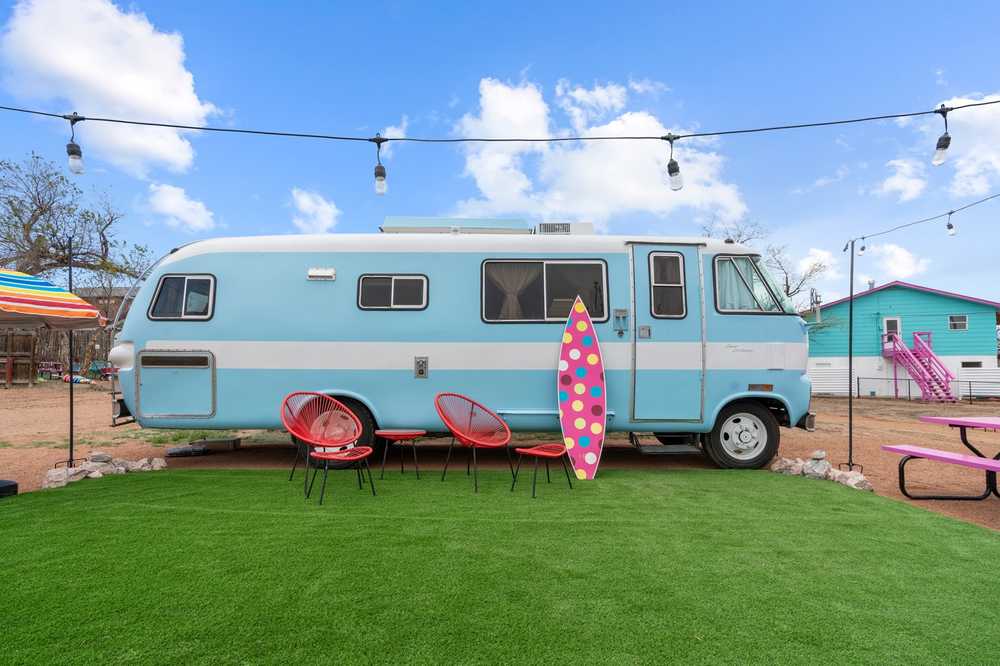 Starlite Vintage Resort