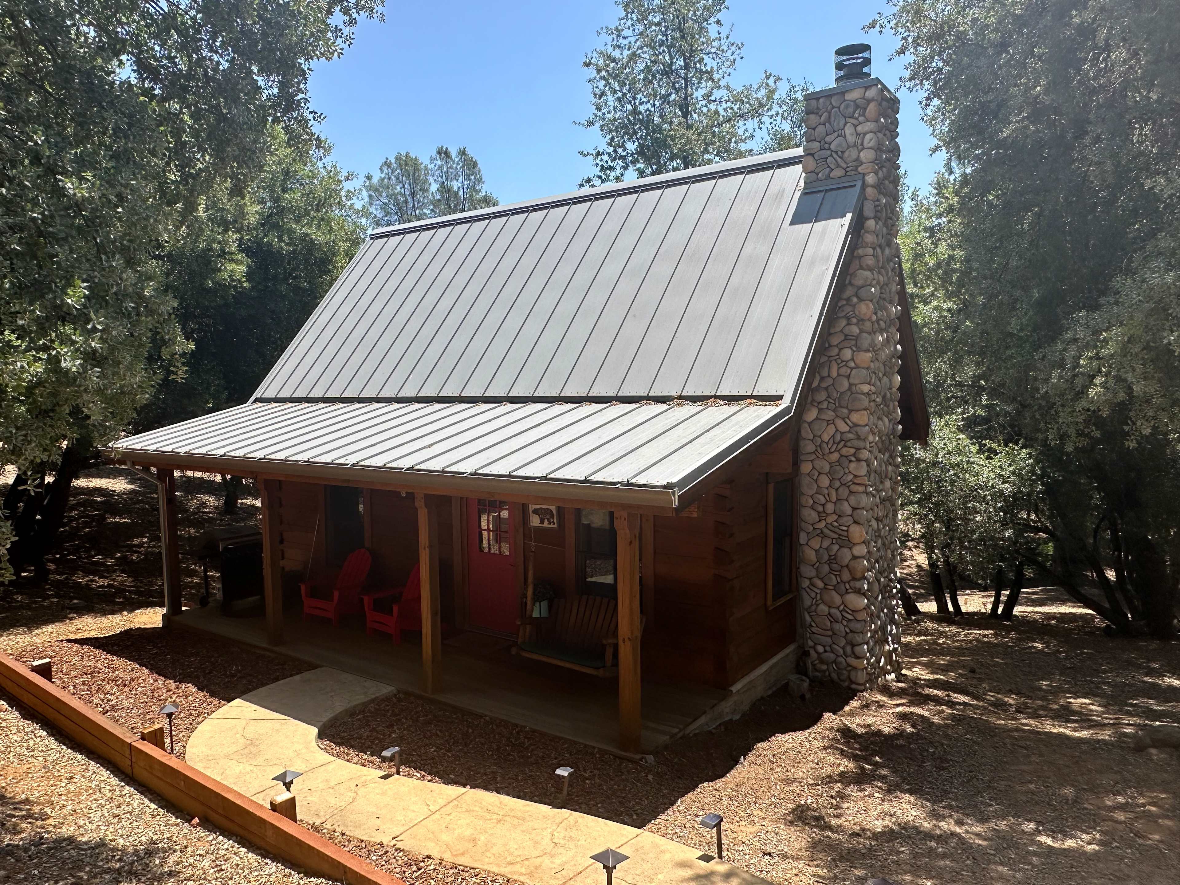 Apple Valley Cabin