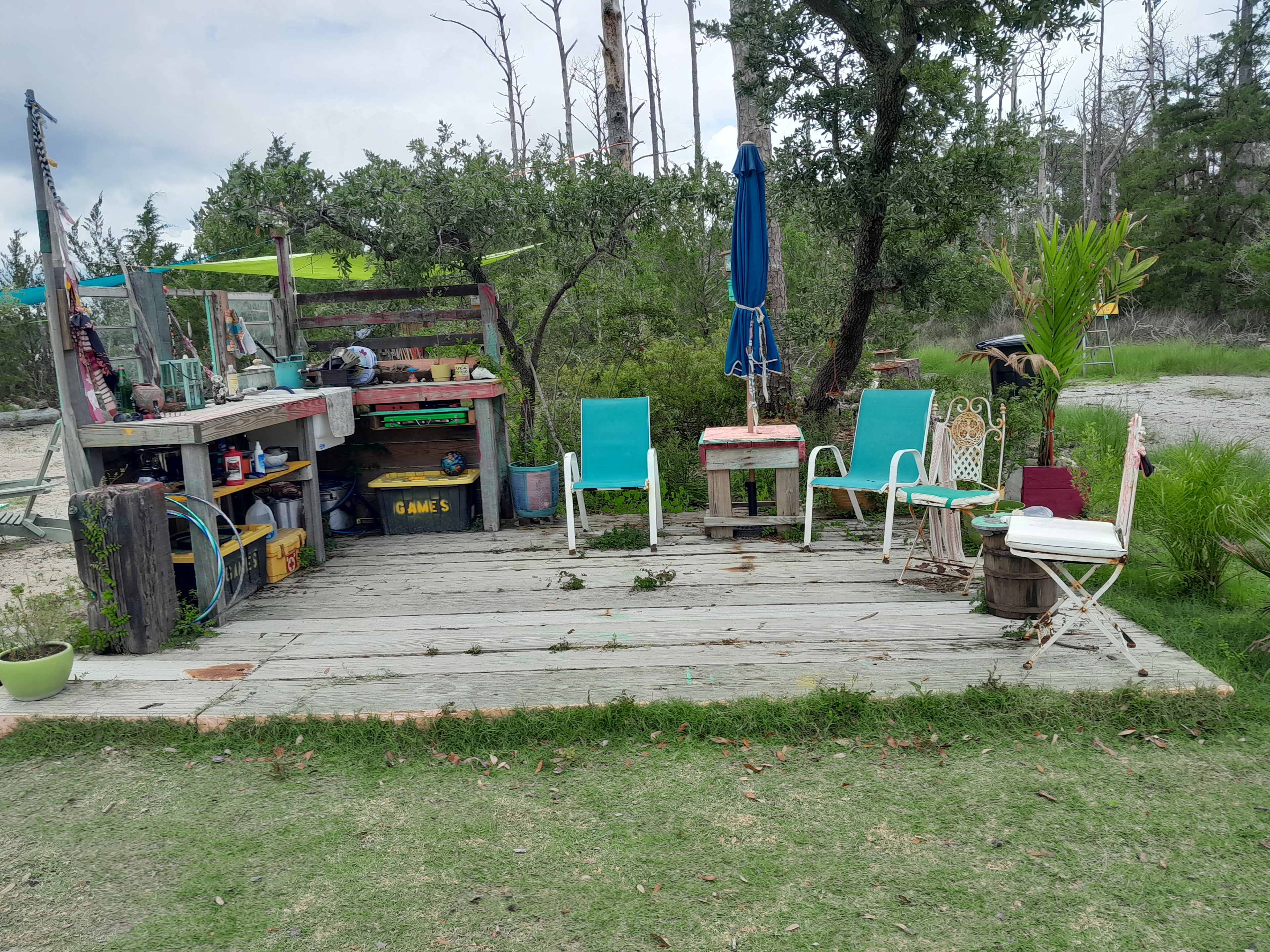 Paul's custom built outdoor kitchen! Also known as Cafe Blue.