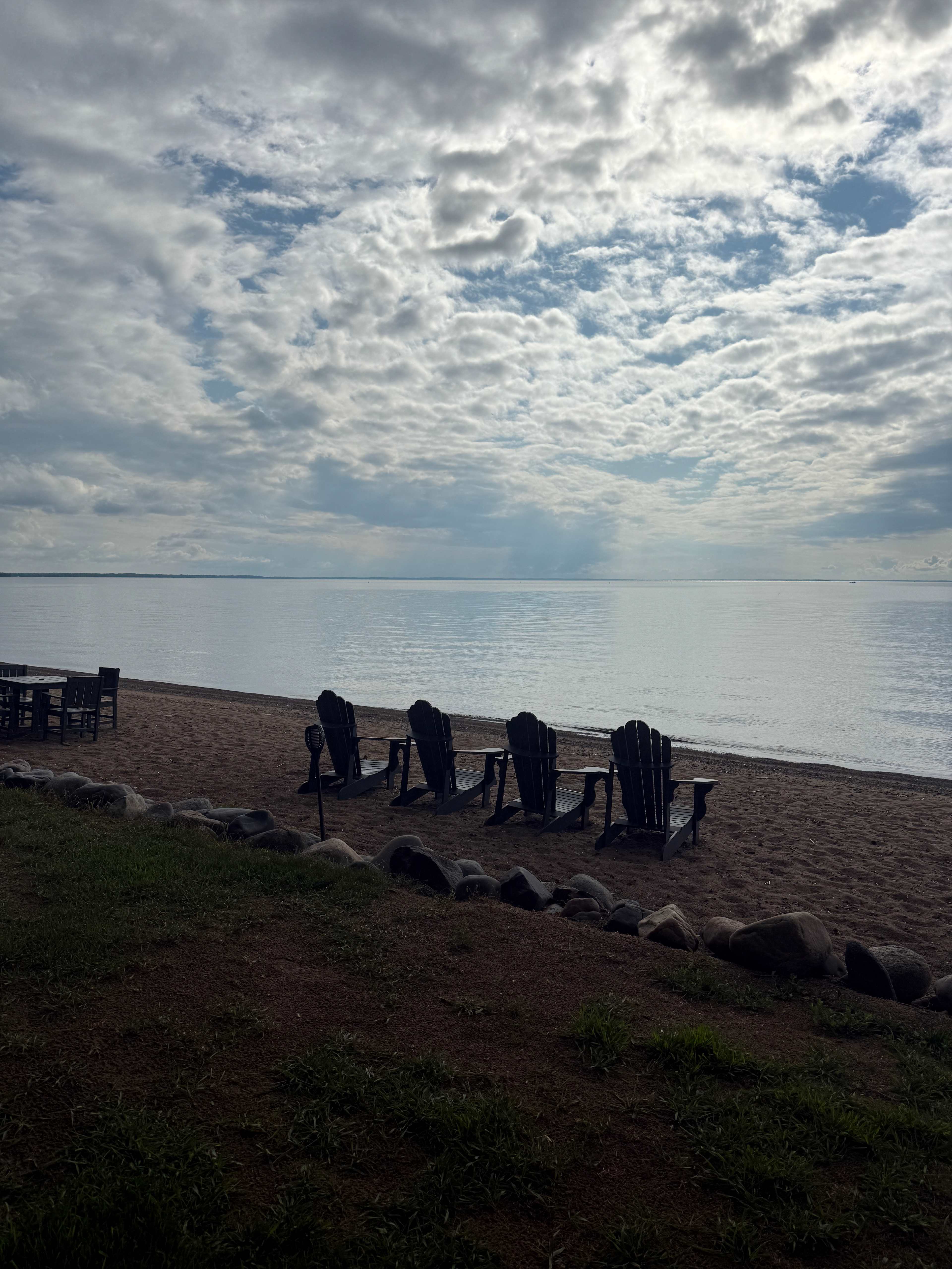 SOL VIND - Lakeside Camping Retreat