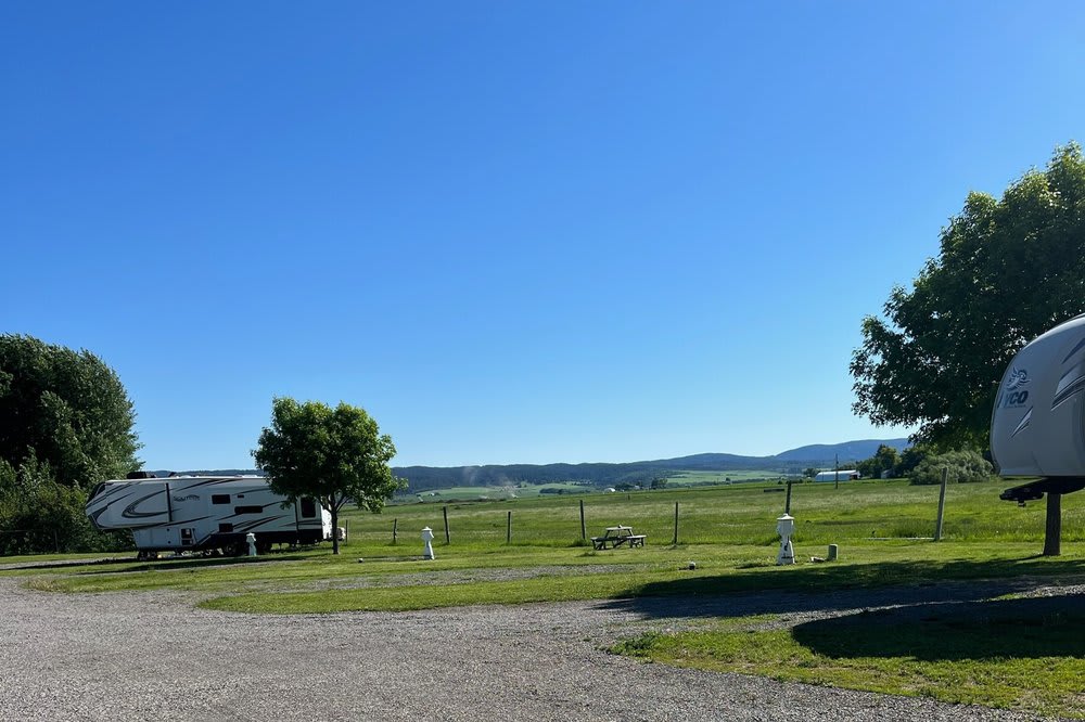 Eagle Peak Lodge