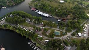 Waters Edge RV Resort