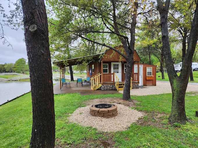 Diamond Lake Resort Campground