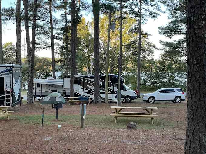 Whites Creek Lake County Campground