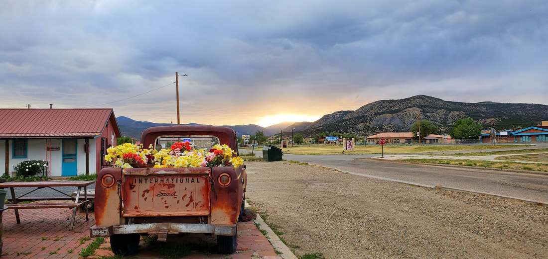 Cimarron Inn and RV Park