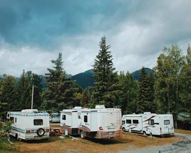 Coldwater Lodge and Market
