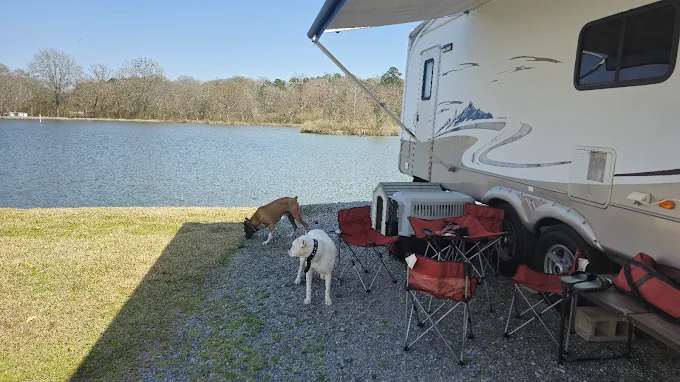 Gator Den RV Park