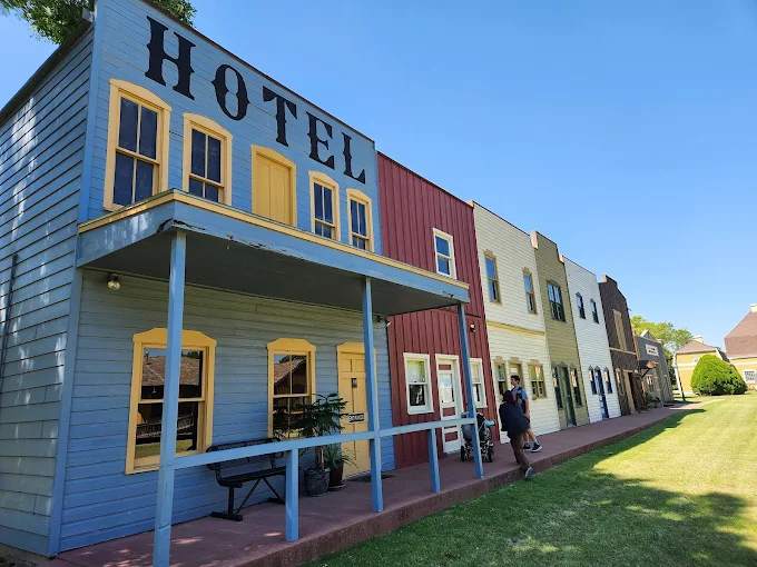 Lindsborg Old Mill & Swedish Heritage Museum Campground