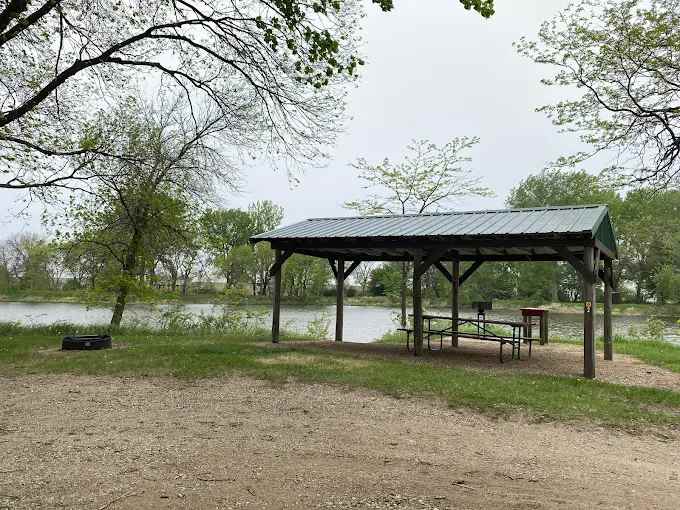Larson Lake Park