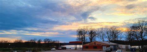 Kincaid Lake Marina