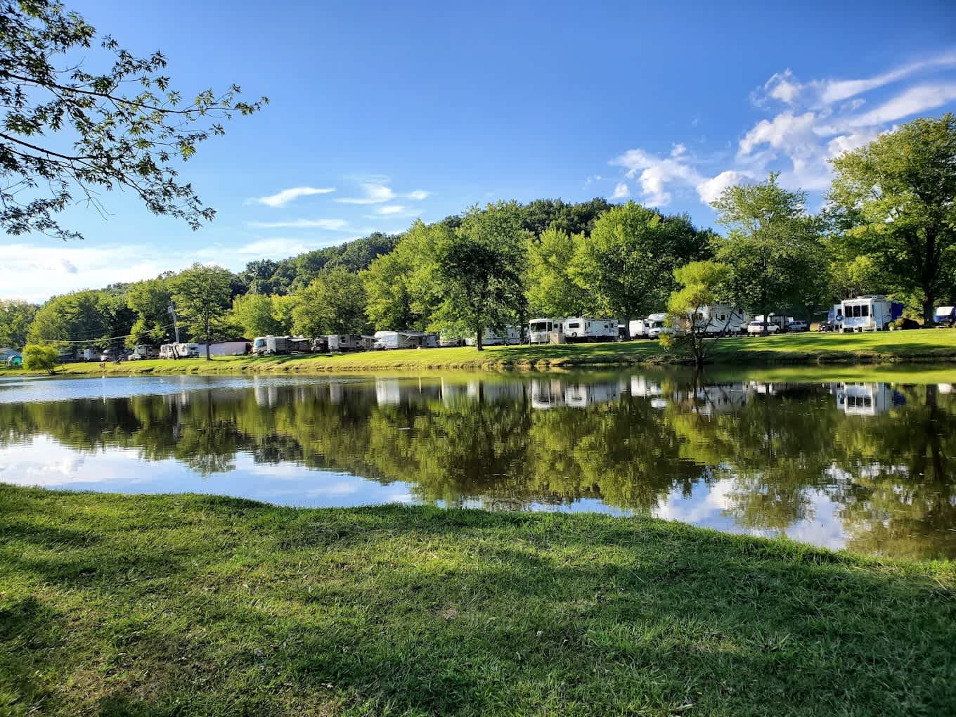 Friends O' Mine Campground & Cabins
