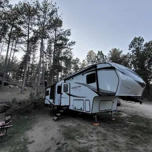 Custer Crazy Horse Campground