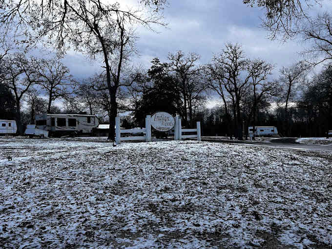 Indian Woods Campground (Hilltop Lakes Resort)