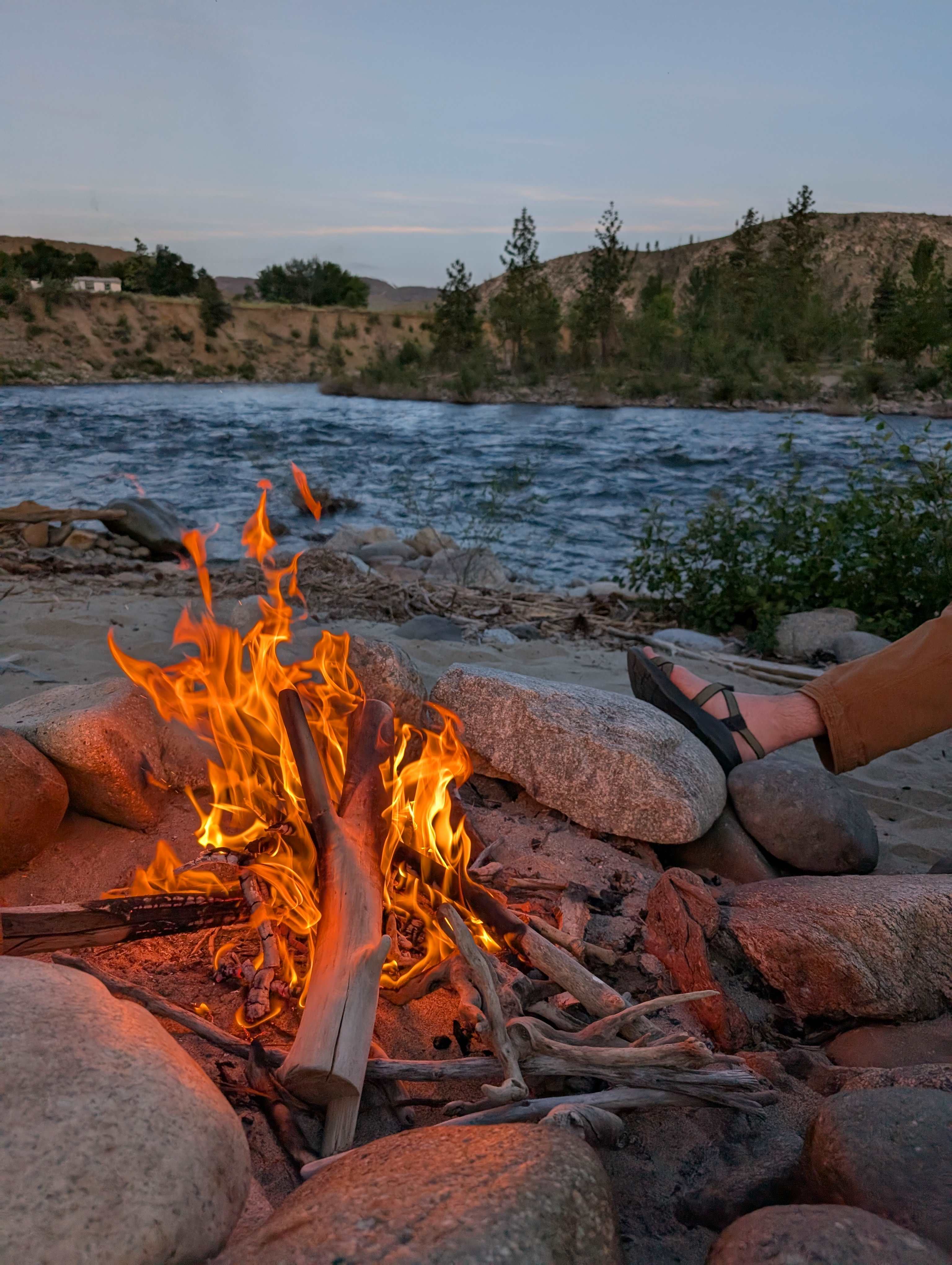 Kountry Riverside Hideaway