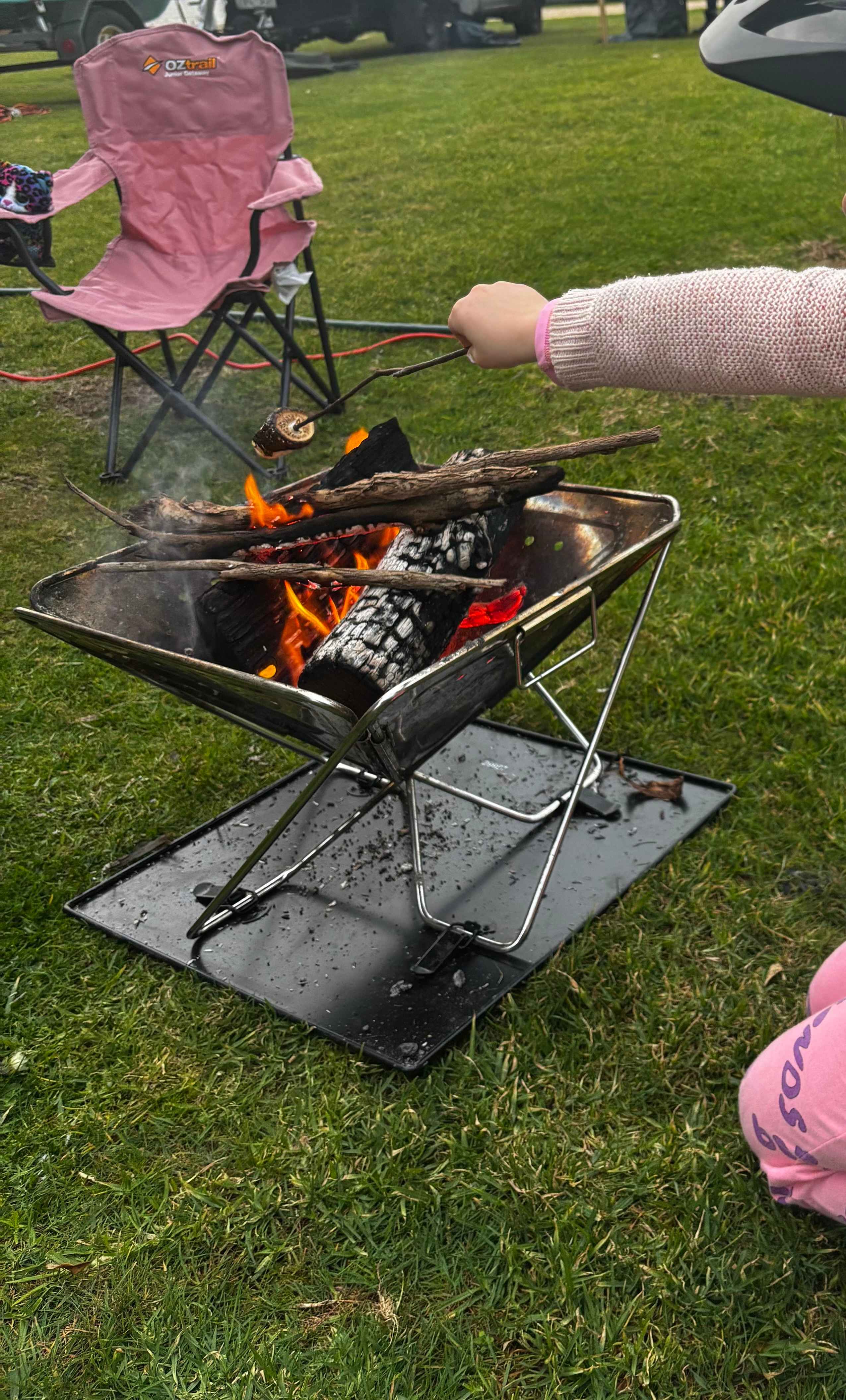 Fire pit we hired from reception for $10 a night . They also had wood available to purchase 