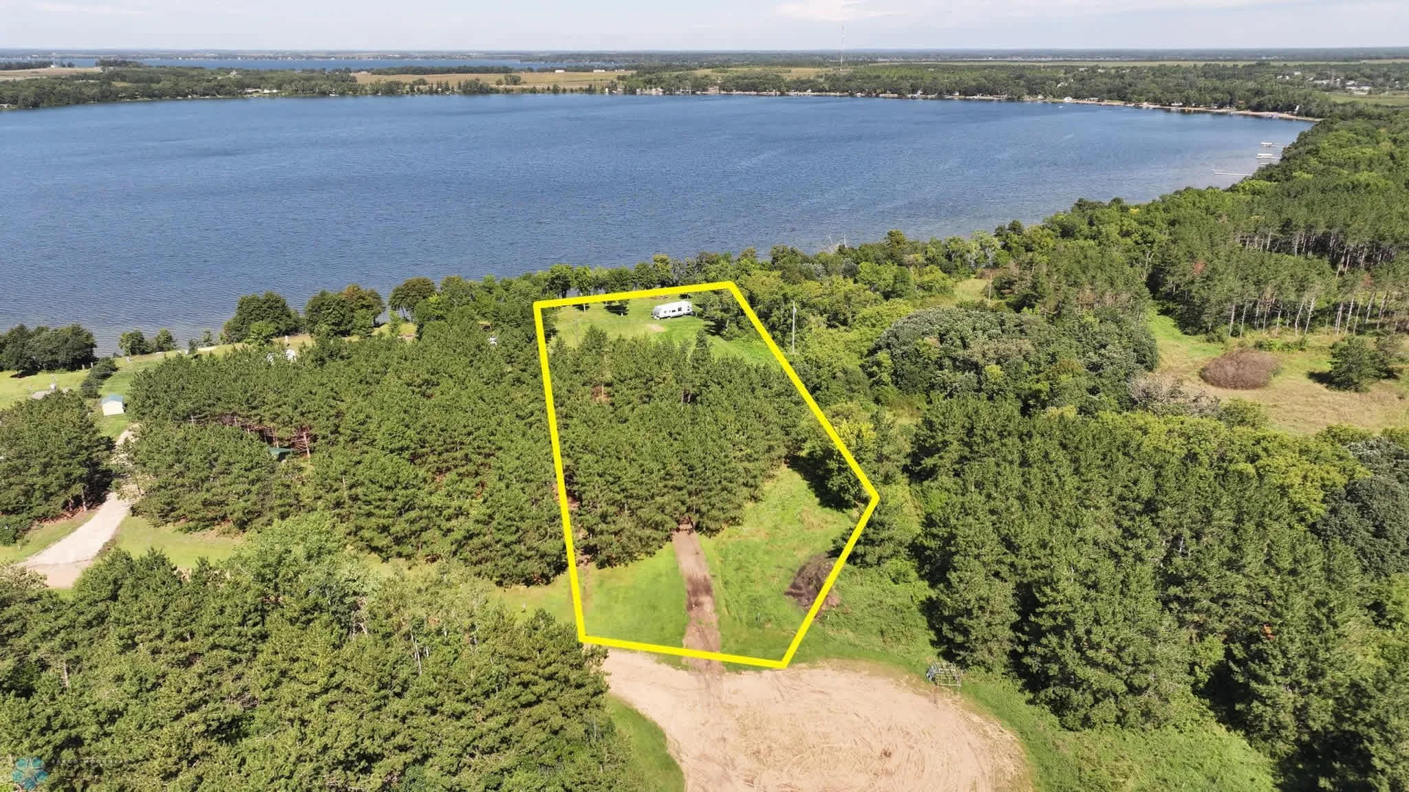 Clitheral Lake Hideaway