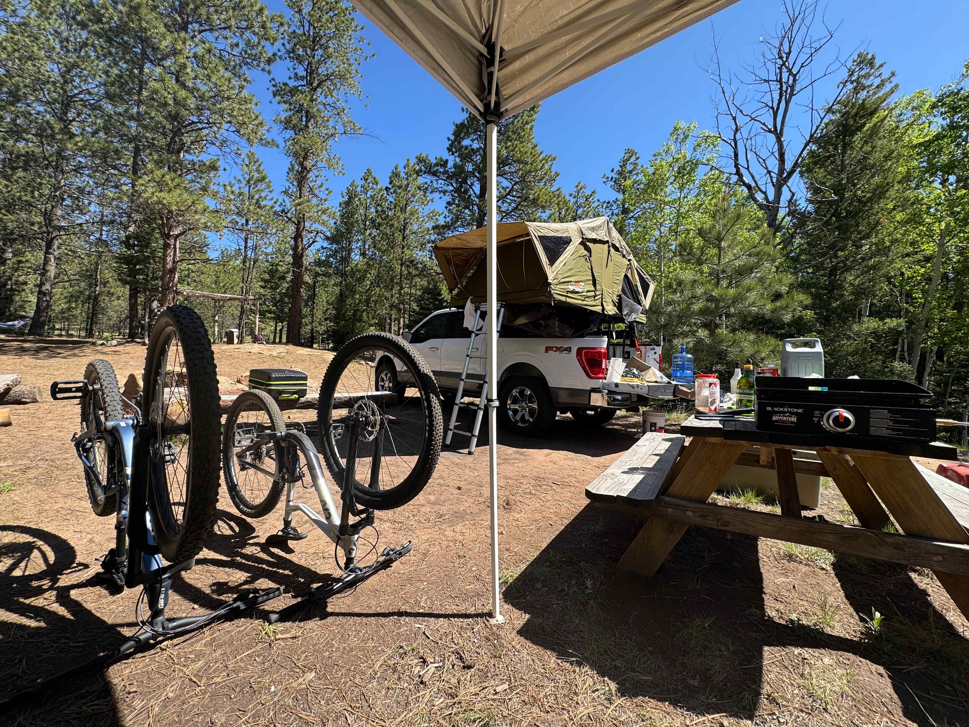 Enchanted Circle Campground (E<<)