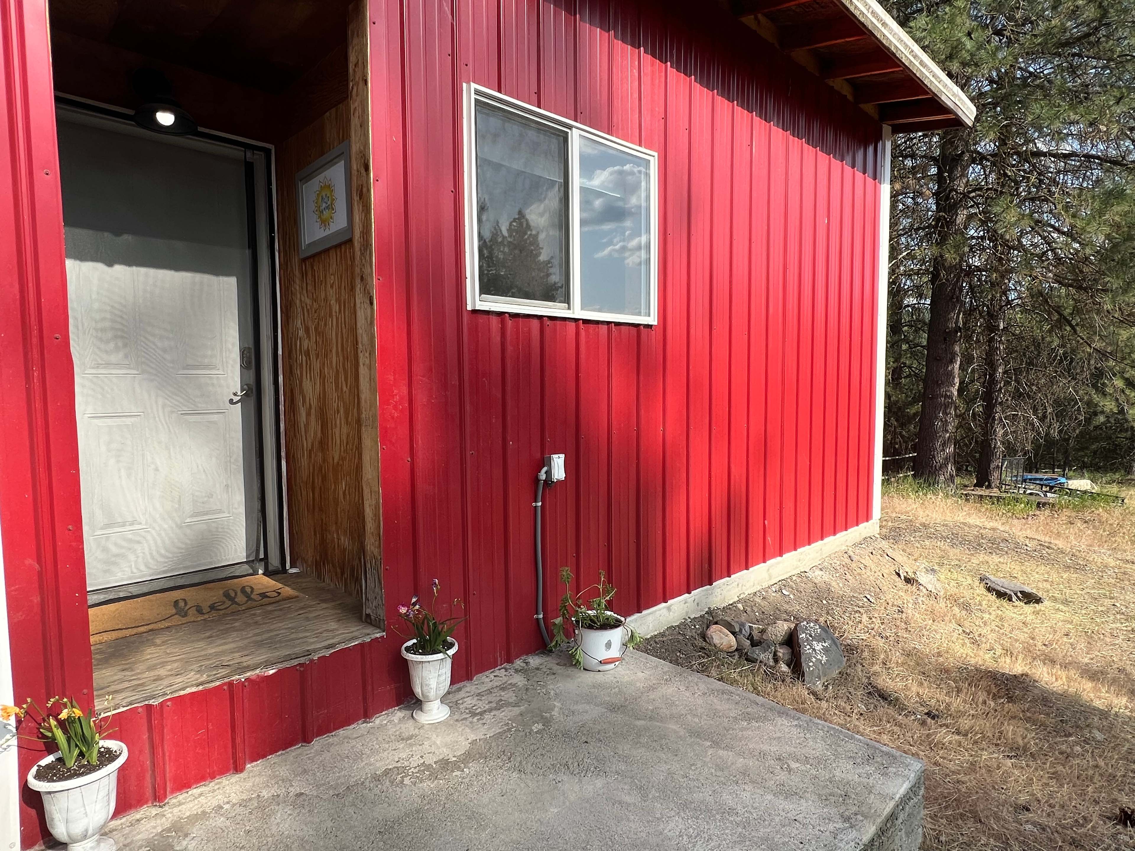 Little Spokane Riverside Retreat