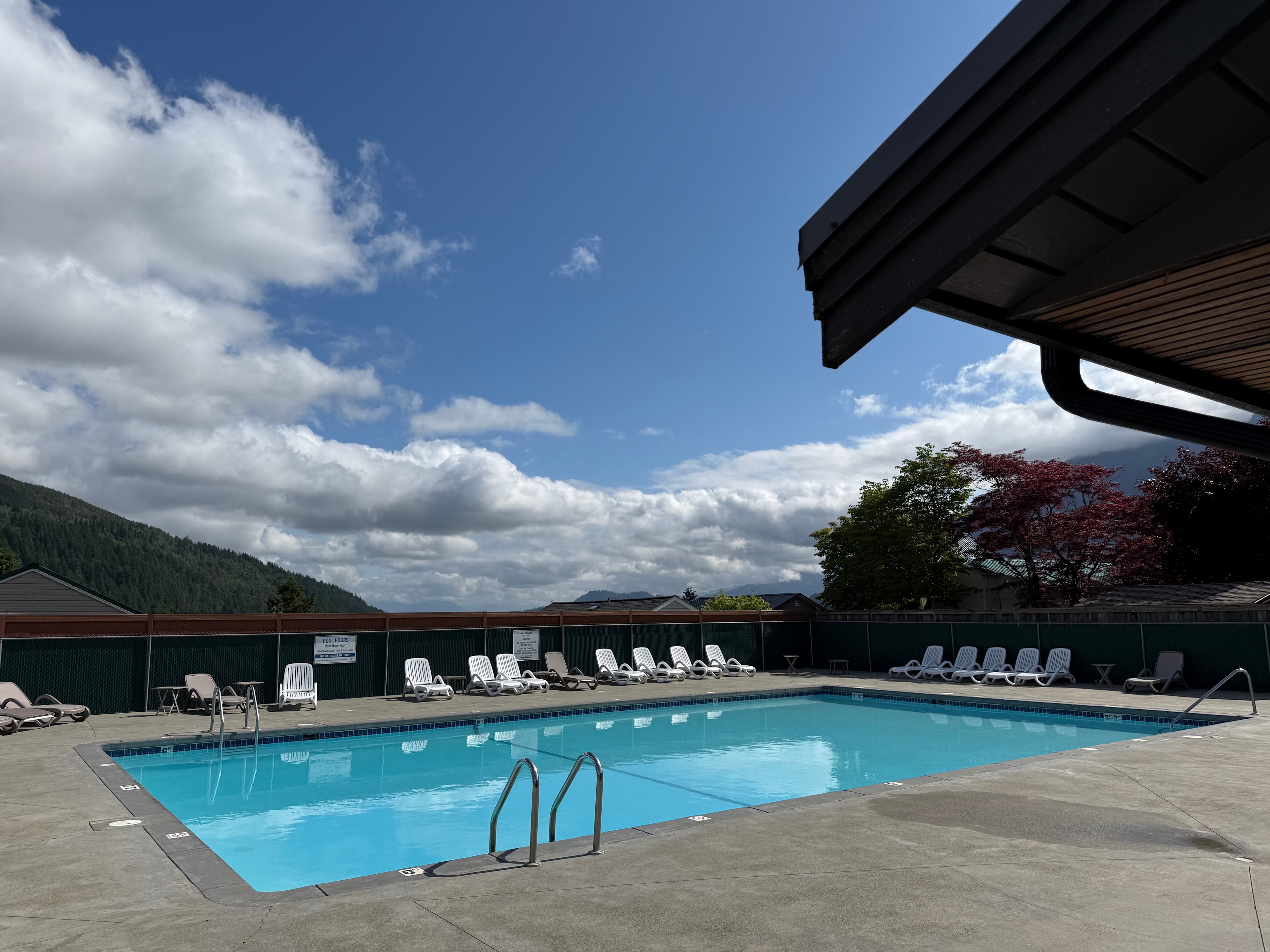 Cozy RV Hideaway Near Cultus Lake