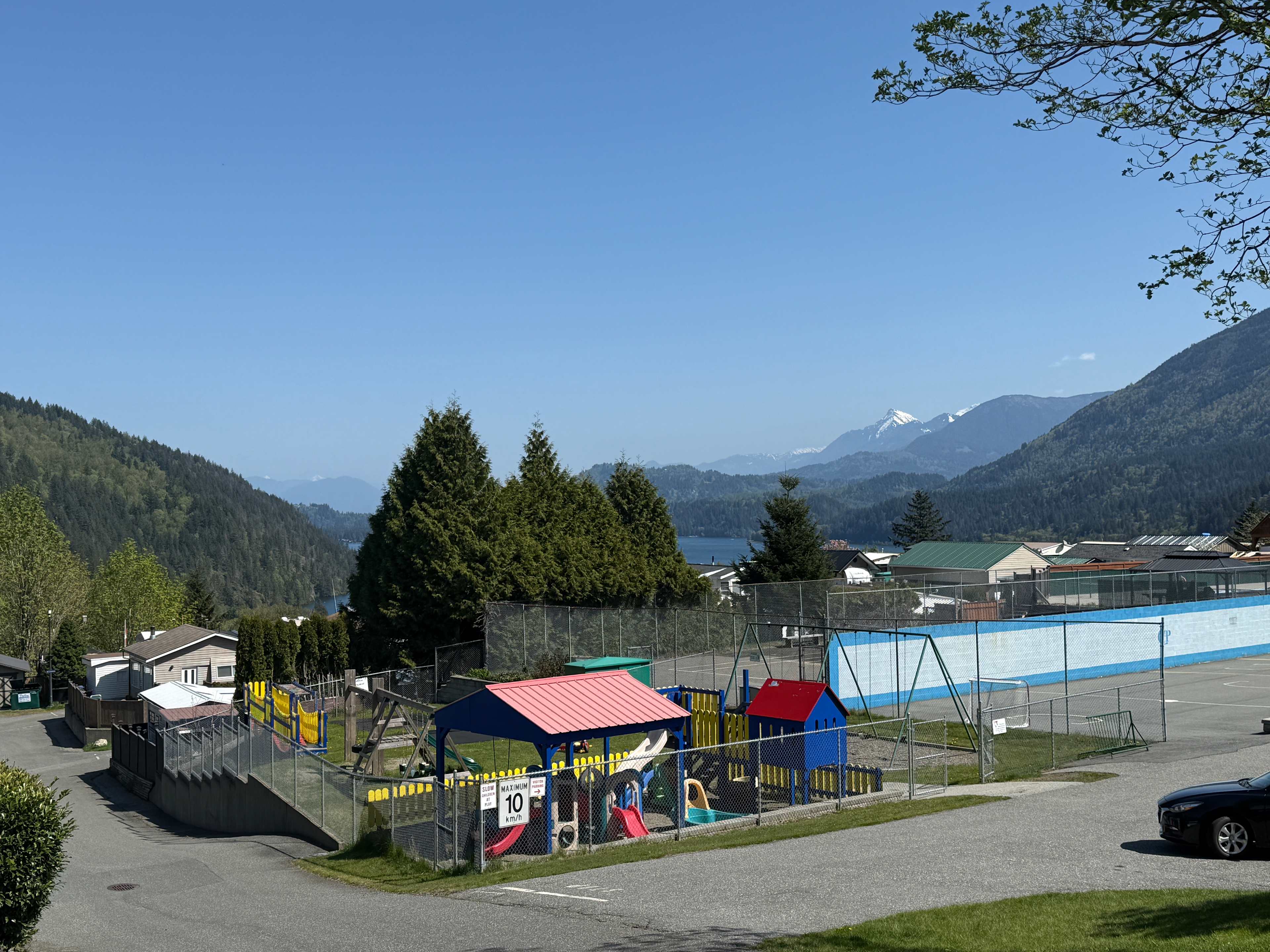 Cozy RV Hideaway Near Cultus Lake