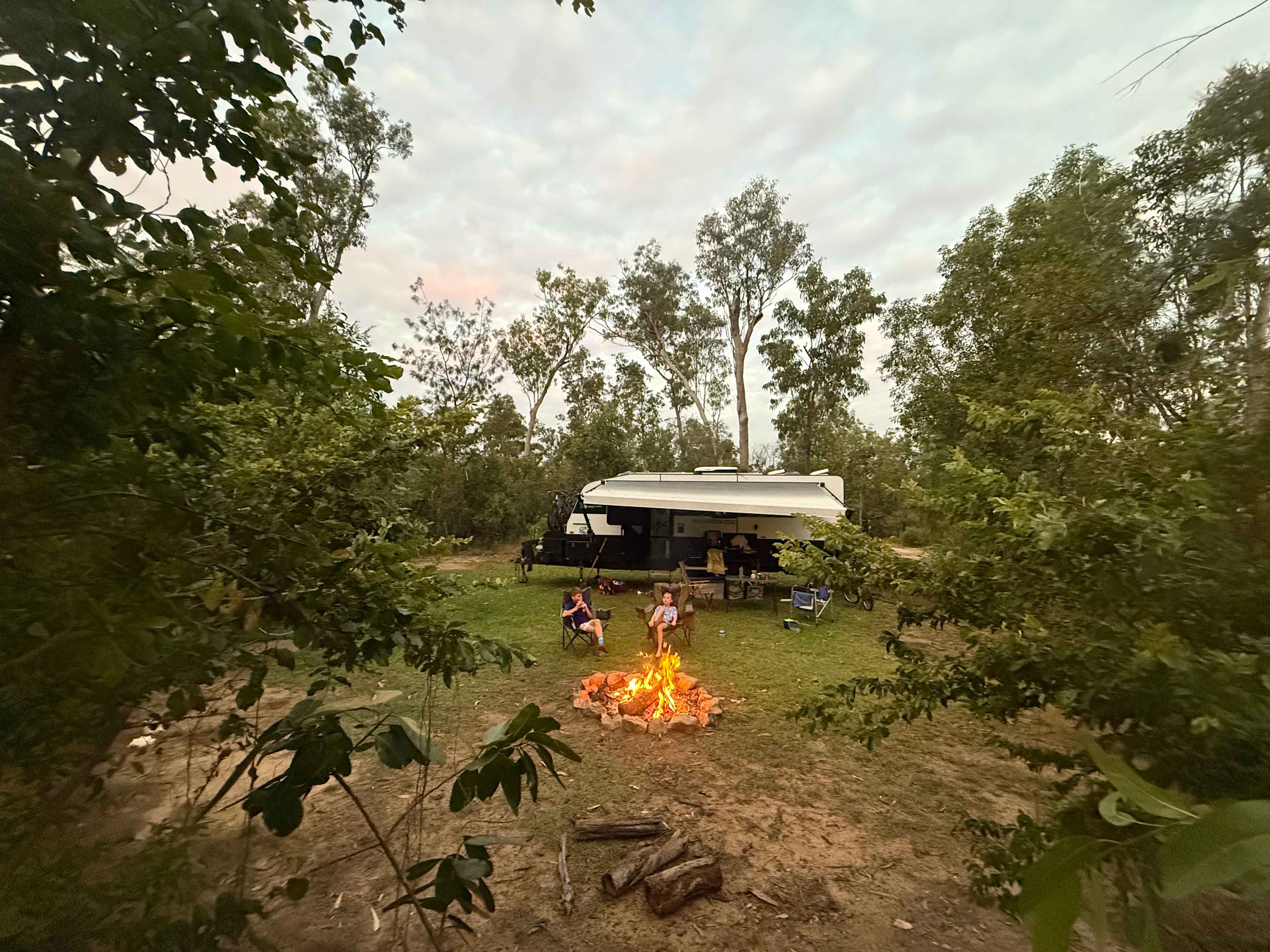 Middle Camp & Stay- Berry Springs