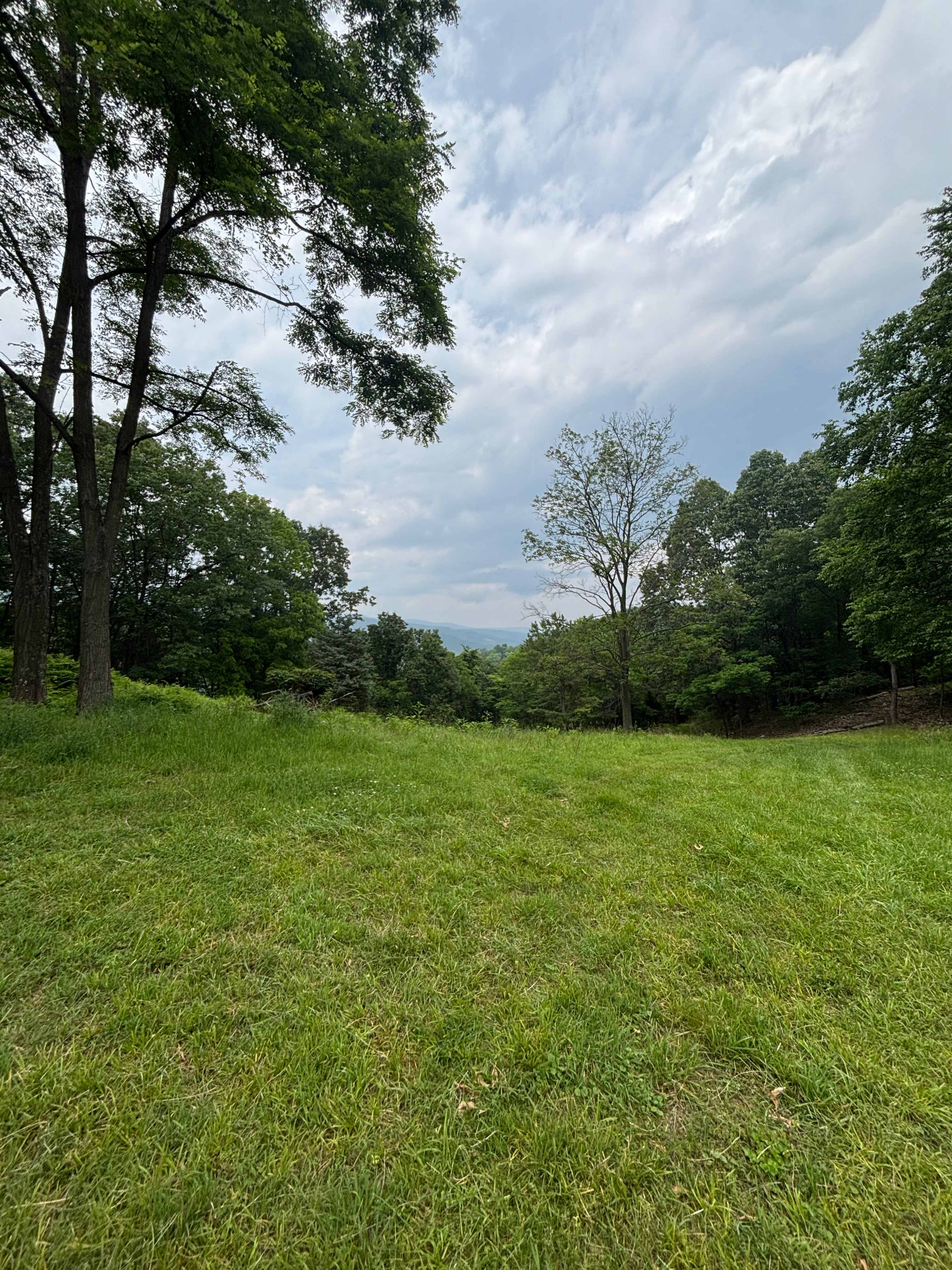 Rocky Hollow Paradise LLC