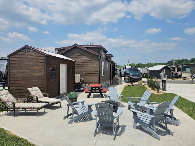 Crossing Creeks RV Resort