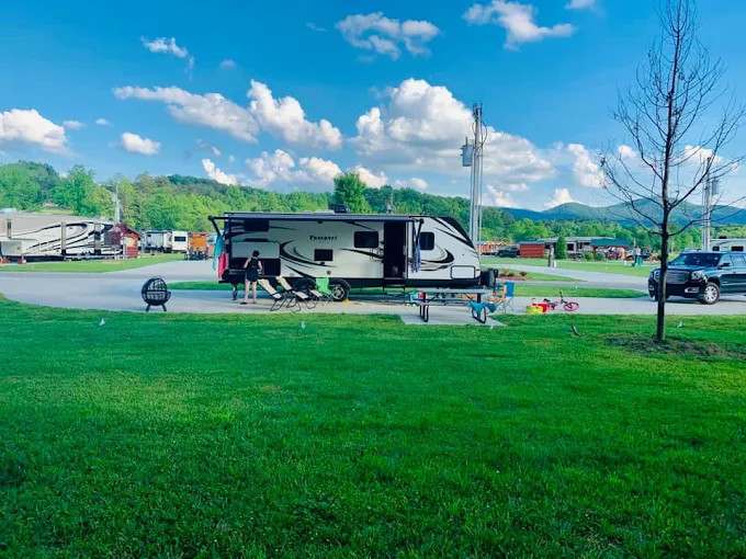 Crossing Creeks RV Resort