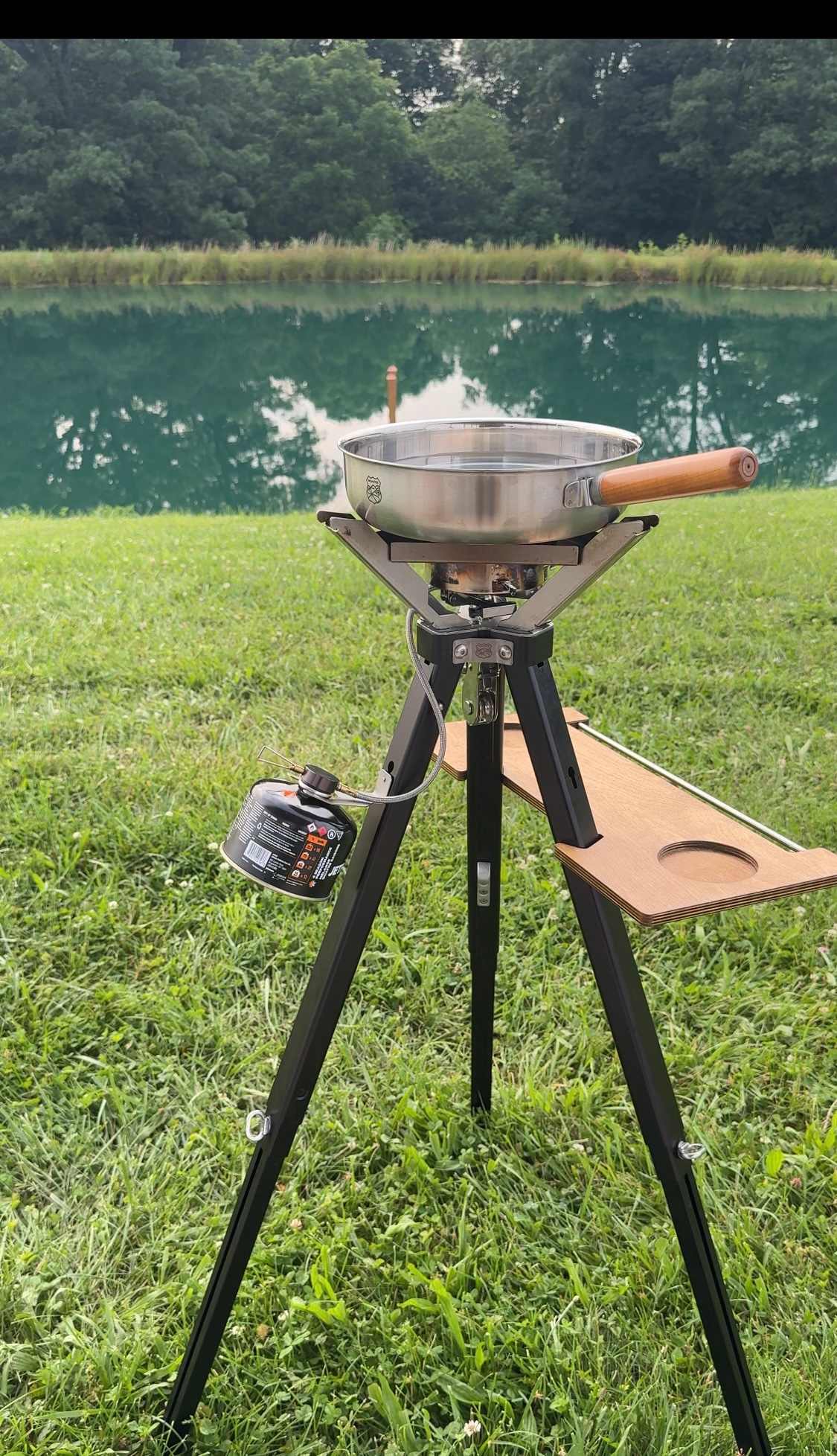 Getting dinner ready by the water 