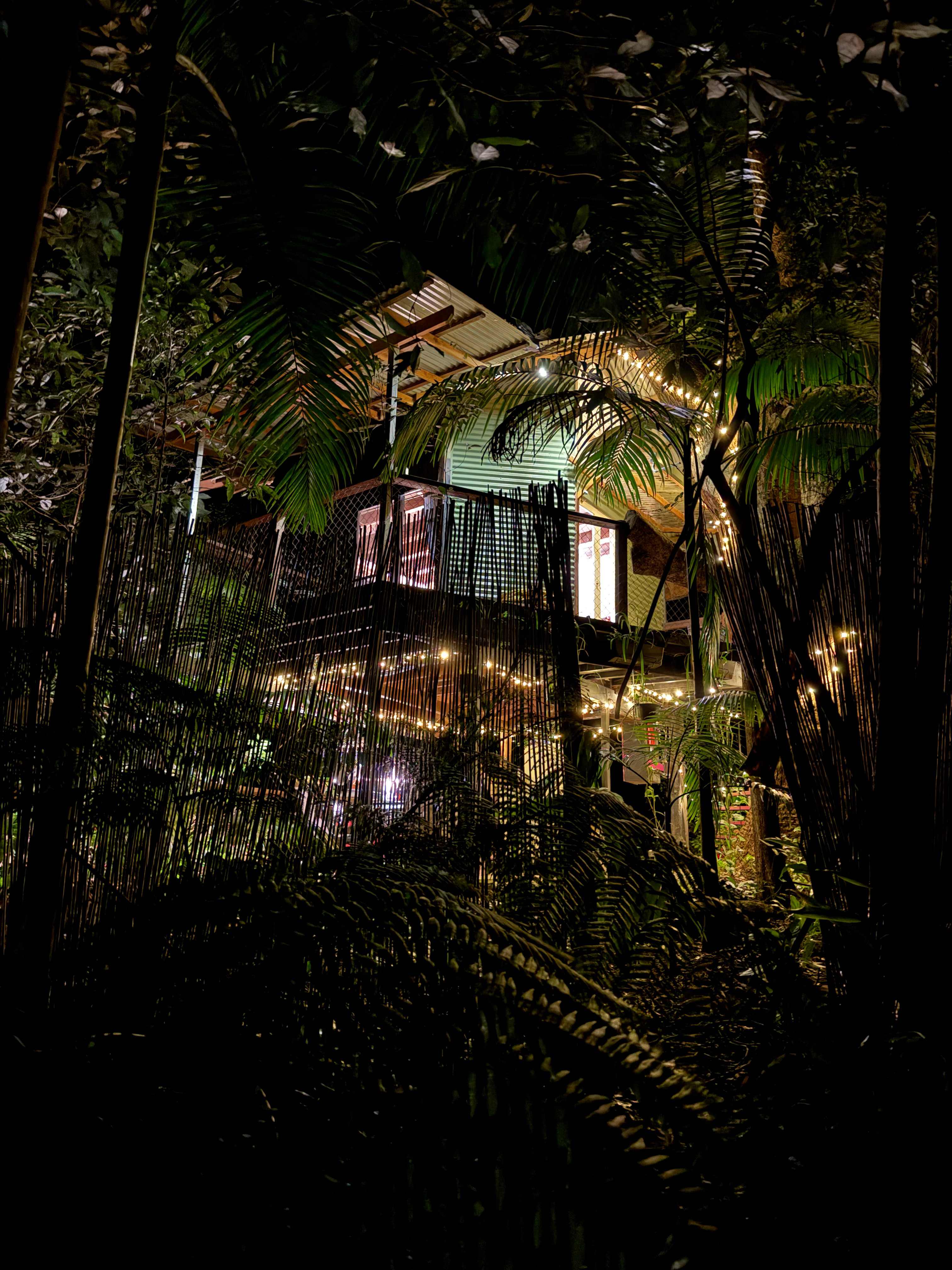 Crystal Creek Rainforest Treehouse