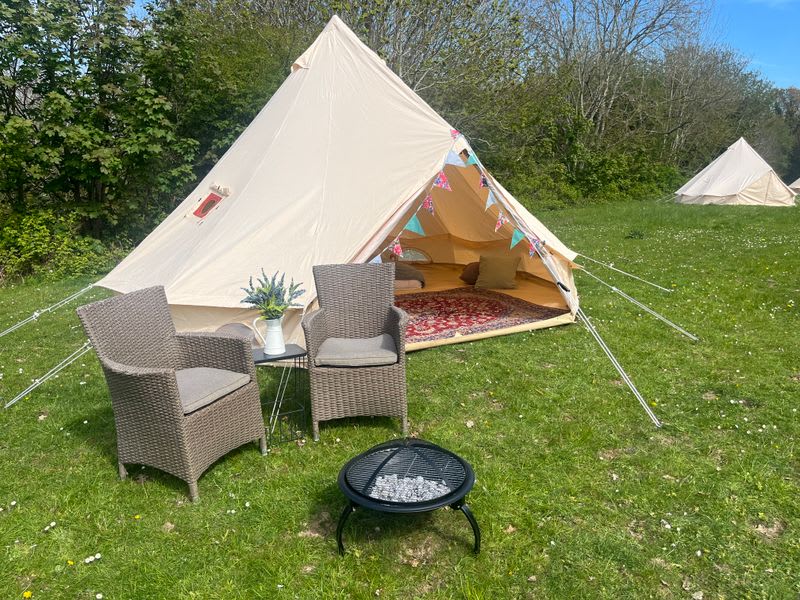 Pondside Glamping