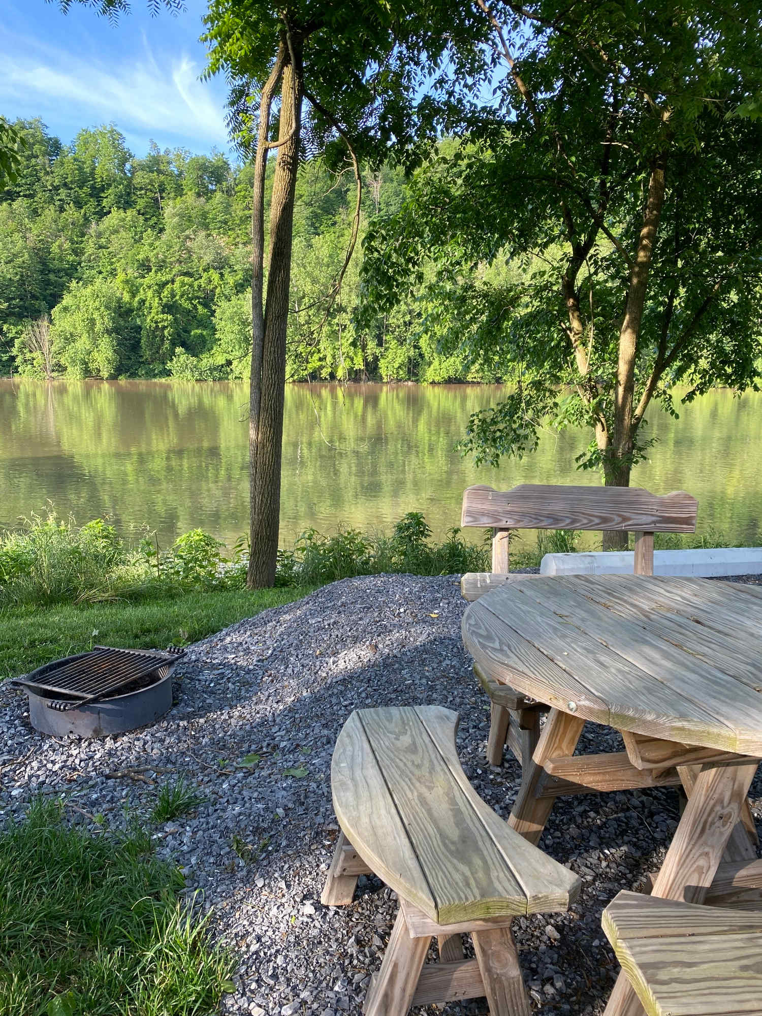 River Golf Lodge RV/Tent Camping