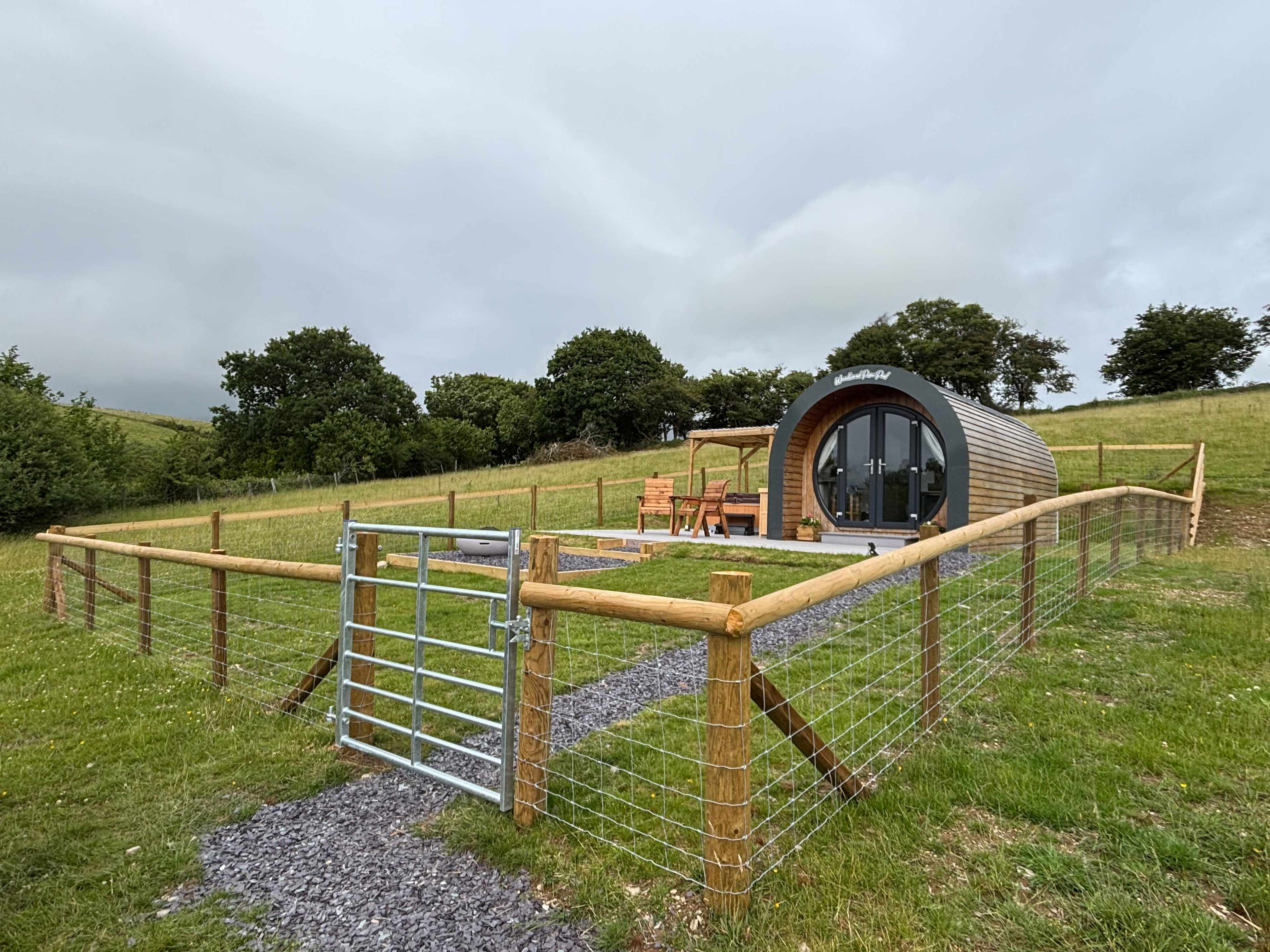Four Paws Glamping