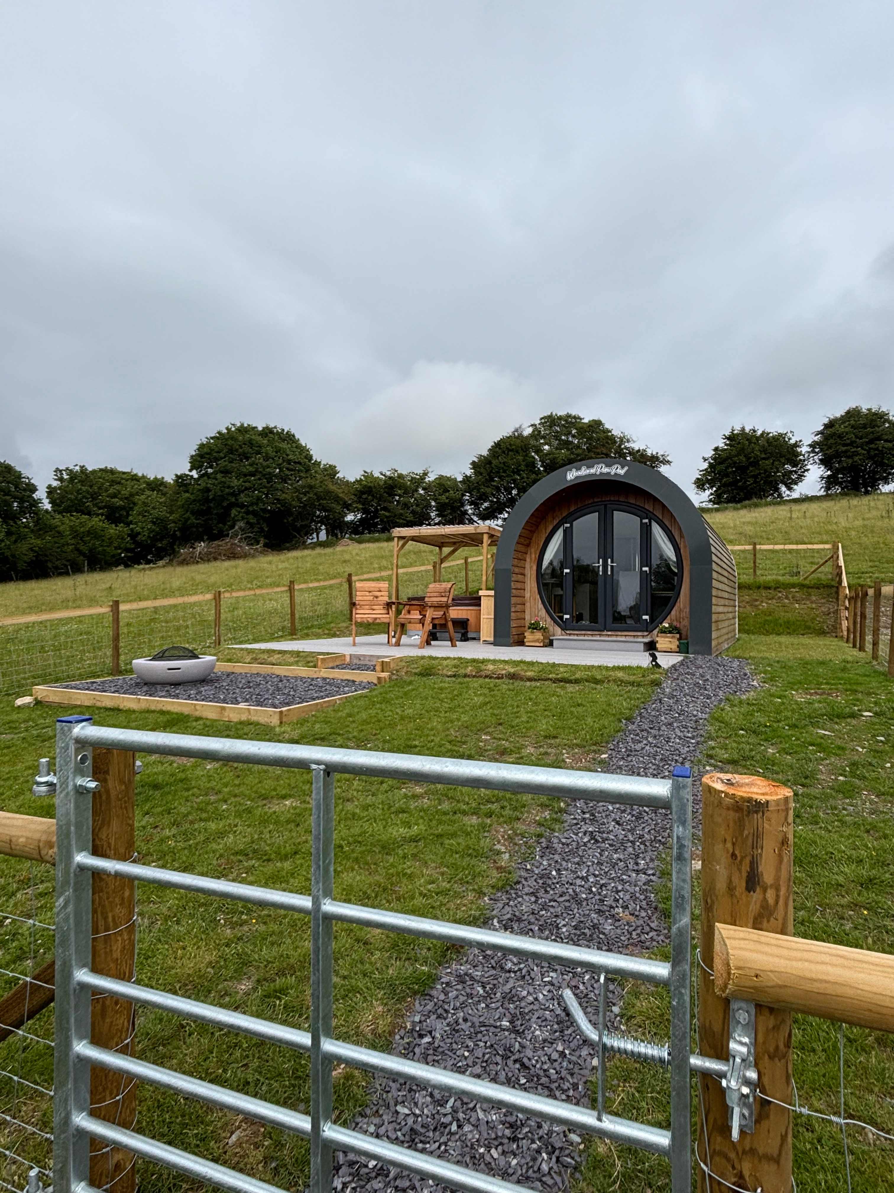 Four Paws Glamping