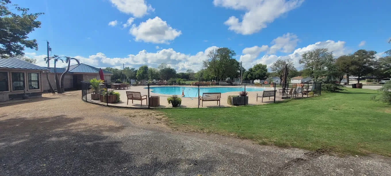 Eagles Landing Resort
